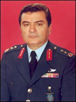 Tümgeneral Mustafa  Türker (Tümgeneral Mustafa  Türker  Kimdir? - Hakkında - Hayatı)