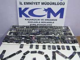 205 kaçak cep telefonu ele geçirildi 