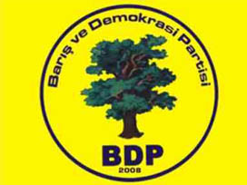 Adana'da BDP binasına silahlı saldırı 