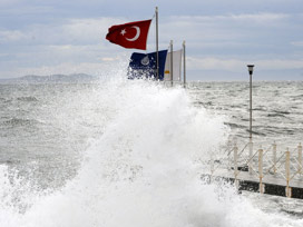 Antalya'da şiddetli fırtına 