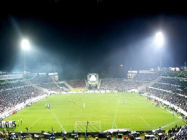 Beşiktaş İnönü Stadı'nın ismi değiştİ 