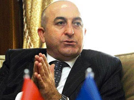 Çavuşoğlu, Azeri ve Ermeni vekilleri buluşturdu 