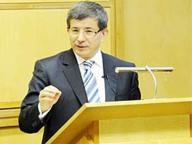 Davutoğlu: Aracılık konusu İsrail'e bağlı 