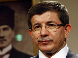 Davutoğlu'ndan İran için gece mesaisi 