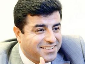 Demirtaş: Demokrasi parmak hesabıyla olmaz 