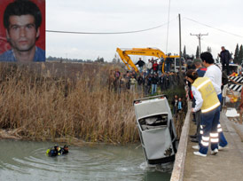 Dereye düşen otomobilin sürücüsü öldü 