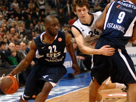 Efes Pilsen ile Siena 6. randevuda 