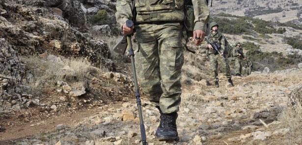 Elazığ'daki çatışmada 3 PKK'lı öldürüldü! 