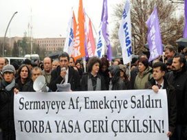 Emekçiler 'torba yasa'yı protesto etti 