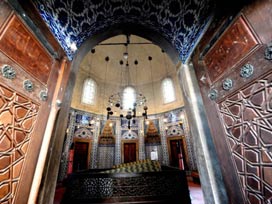 Eyüp Sultan türbesi 6 ay ziyarete kapalı 