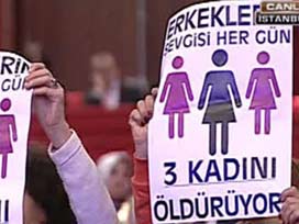 Femisistler Başbakanı, kadınlar feministleri protesto etti! 