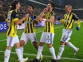 Fenerbahçe 8'de 8 peşinde 