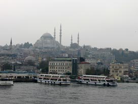 İstanbul Boğazı gemi geçişlerine açıldı 