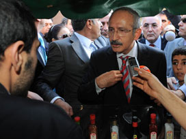 Kılıçdaroğlu ezilme tehlikesi geçirdi 