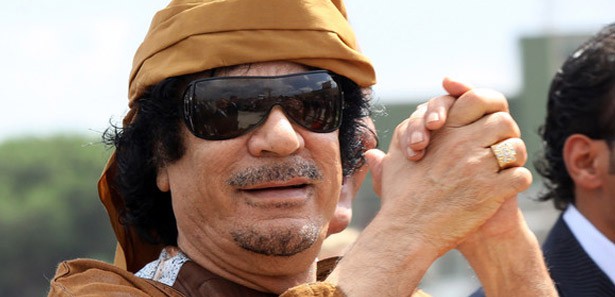 Libya, Kaddafi'nin 1 milyar dolarlık servetini istedi 