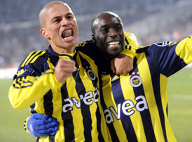 Lider Fener, 2. G.Antep, 3. Kayseri 