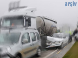 Malatya'da 3 araç birbirne girdi: 1 ölü 