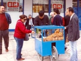 Mersin'de simitçi- piygangocu polis 