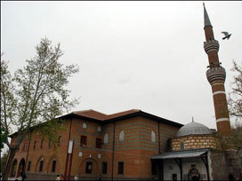 Tarihi Hacı Bayram Camii ibadete açıldı 