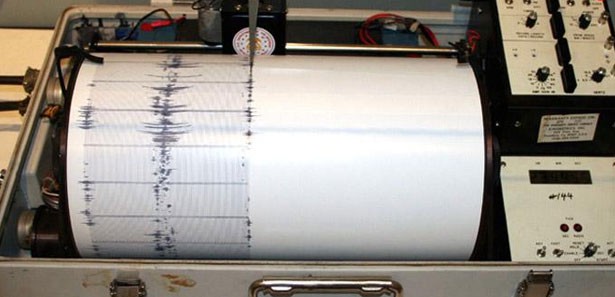 Van'da 4.3 şiddetinde deprem oldu 