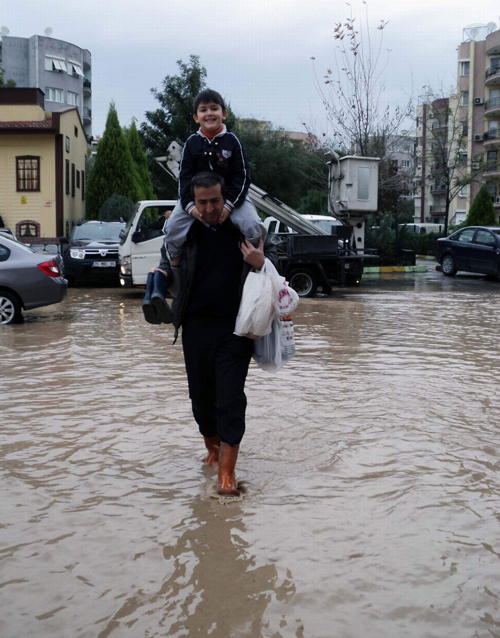 Burası Venedik değil, İzmir /