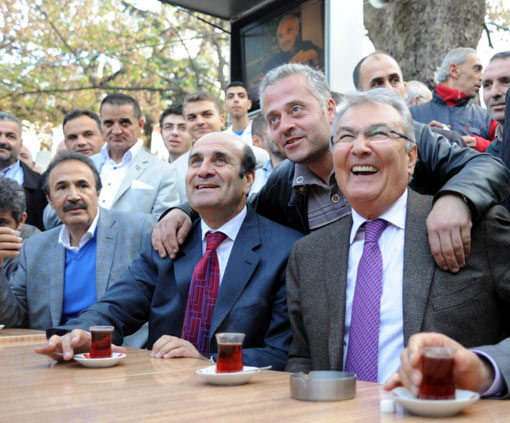 Deniz Baykal Trabzon'da fena köpürdü