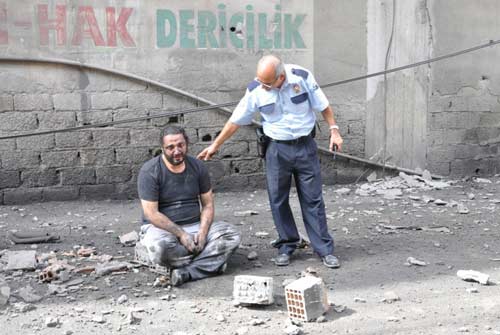 Hatay'da işyerinde patlama: 3 ölü- galeri