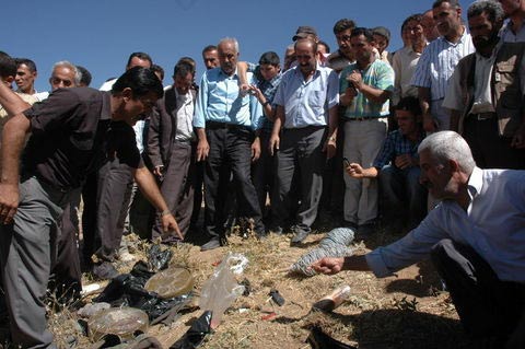 İşte patlama yerinde bulunan çantalar