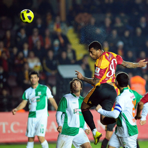 Kazım: F.Bahçe amblemini hiç öpmedim!