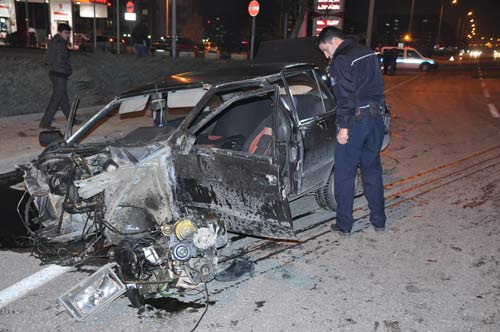 Konya'da feci kaza: 2'si ağır 4 yaralı