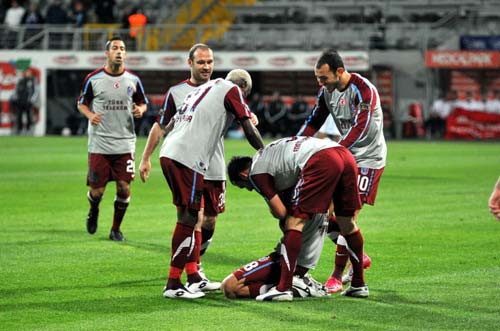 Trabzon, Alman devini dağıttı! /