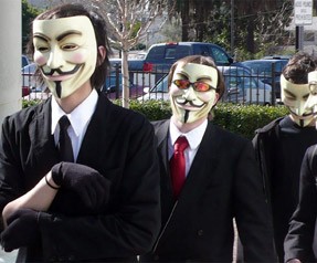 12 ilde 'Anonymous' operasyonu: 32 gözaltı!