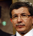 Ahmet Davutoğlu, Katar'a gitti