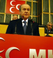 Bahçeli: İmralı'dakinin çenesi kapansın