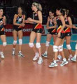 Vakıfbank dörtlü finalde: 3-0